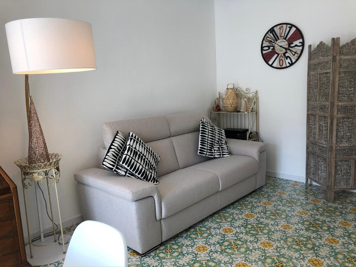 Casa Mami - Luxury Apartment And Pool - Sorrento Luaran gambar