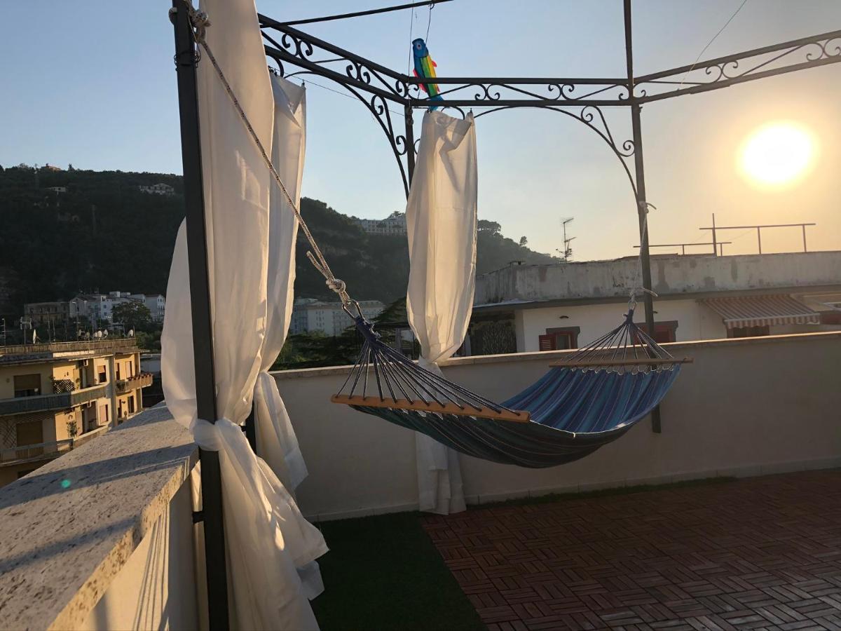 Casa Mami - Luxury Apartment And Pool - Sorrento Luaran gambar